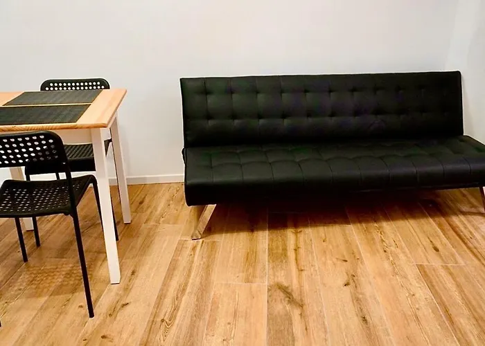 Brand New Entire In Trastevere Roma